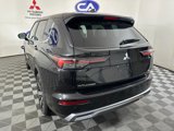 New 2025 Mitsubishi Outlander SE image 5