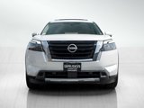 New 2025 Nissan Pathfinder Platinum image 2