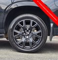 Used 2023 GMC Yukon Denali image 2