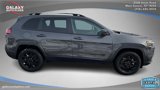 Used 2023 Jeep Cherokee Altitude Lux image 4