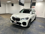 Used 2022 BMW X5 xDrive40i w/ M Sport Package image 2