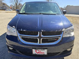 Used 2017 Dodge Grand Caravan SXT image 2