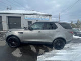 Used 2017 Land Rover Discovery HSE image 2