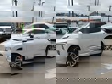 New 2025 Buick Envision Avenir image 3