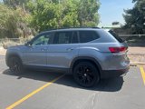 Used 2023 Volkswagen Atlas SE w/ Black Wheel Package image 5