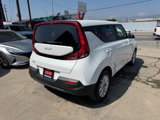 Used 2022 Kia Soul LX w/ Technology Package image 6