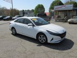 Used 2021 Hyundai Elantra SE image 3