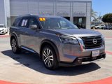 Certified 2022 Nissan Pathfinder Platinum image 2