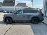 New 2025 Volkswagen Atlas Peak Edition SE image 4
