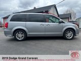 Used 2019 Dodge Grand Caravan SXT image 2