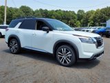 New 2025 Nissan Pathfinder Platinum image 2