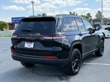 Used 2024 Jeep Grand Cherokee Altitude image 3