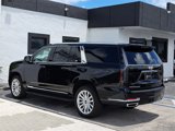 Used 2025 Cadillac Escalade ESV Luxury image 3