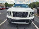 Used 2019 Nissan Titan PRO-4X image 2