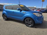 Used 2015 Kia Soul + image 2