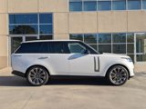 New 2025 Land Rover Range Rover SE image 4