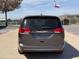 Used 2020 Chrysler Pacifica Touring image 6
