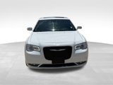 Used 2018 Chrysler 300 Limited w/ Safetytec Plus Group image 2