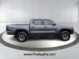 Used 2022 Toyota Tacoma TRD Off-Road image 5
