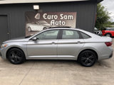 Used 2024 Volkswagen Jetta SE w/ Panoramic Sunroof Package image 4