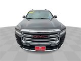 Certified 2023 GMC Acadia SLT w/ Preferred Package image 3