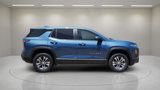 New 2026 Chevrolet Equinox LT w/ Convenience Package II image 2