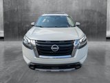 Used 2024 Nissan Pathfinder Platinum image 2