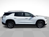 New 2026 Chevrolet Traverse LT image 4