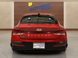 Used 2024 Hyundai Elantra SE image 3