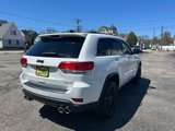 Used 2018 Jeep Grand Cherokee Limited w/ Luxury Group II image 4