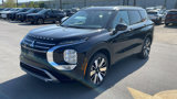 New 2025 Mitsubishi Outlander SEL image 3