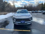 New 2025 Buick Envision Avenir image 2