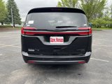 New 2025 Chrysler Pacifica Limited image 5