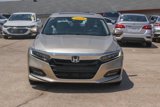 Used 2018 Honda Accord Touring image 2