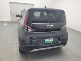 Used 2023 Kia Soul LX w/ LX Technology Package image 6