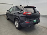 Used 2018 Jeep Cherokee Latitude Plus w/ Cold Weather Group image 5