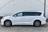 Used 2024 Chrysler Pacifica Pinnacle image 4