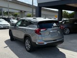Used 2024 GMC Terrain SLT image 3