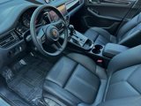 Used 2024 Porsche Macan image 4