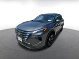 Used 2024 Nissan Rogue SV image 3