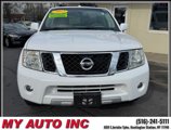 Used 2012 Nissan Pathfinder LE image 2