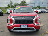 Used 2023 Mitsubishi Outlander SE image 2