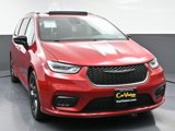 Used 2025 Chrysler Pacifica Limited image 4