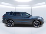 New 2025 Mitsubishi Outlander SE image 2