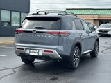 New 2025 Nissan Pathfinder Platinum image 3