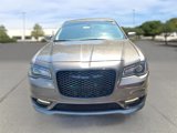 Used 2022 Chrysler 300 Touring L image 2
