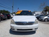 Used 2011 Kia Sedona EX w/ Luxury Pkg image 2