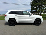 Used 2022 Jeep Grand Cherokee Laredo X image 6