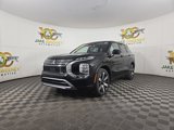 New 2025 Mitsubishi Outlander SE image 3