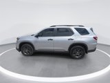 Used 2025 Honda Pilot TrailSport image 5